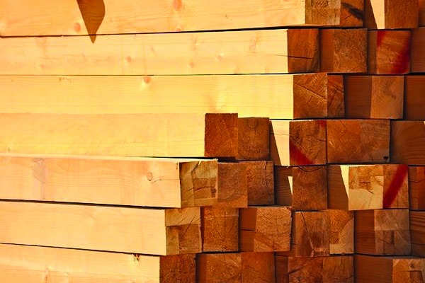 Legname strutturale pronto per le lavorazioni