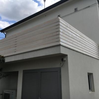 Staccionata in legno e scala a Faenza - Travi Lamone
